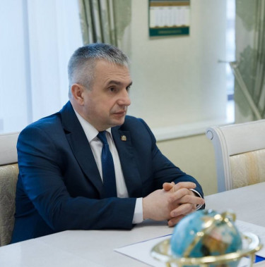 Встреча председателя Гомельского облисполкома Ивана Крупко с министром здравоохранения Александром Ходжаевым