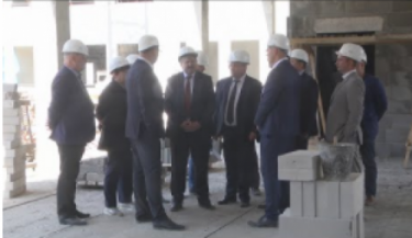 Геннадий Соловей провёл планёрку по строительству школы в Хуторе